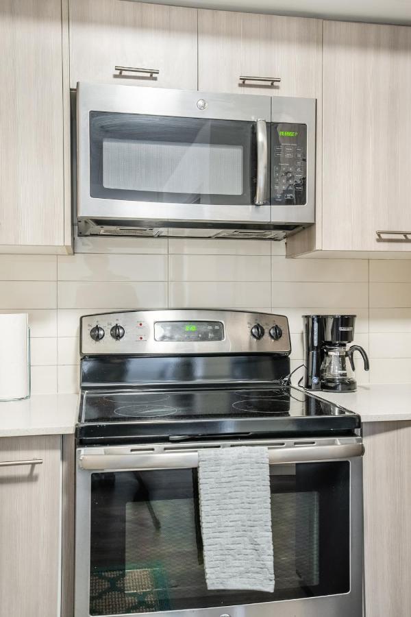 Globalstay Downtown Hamilton Apartments エクステリア 写真